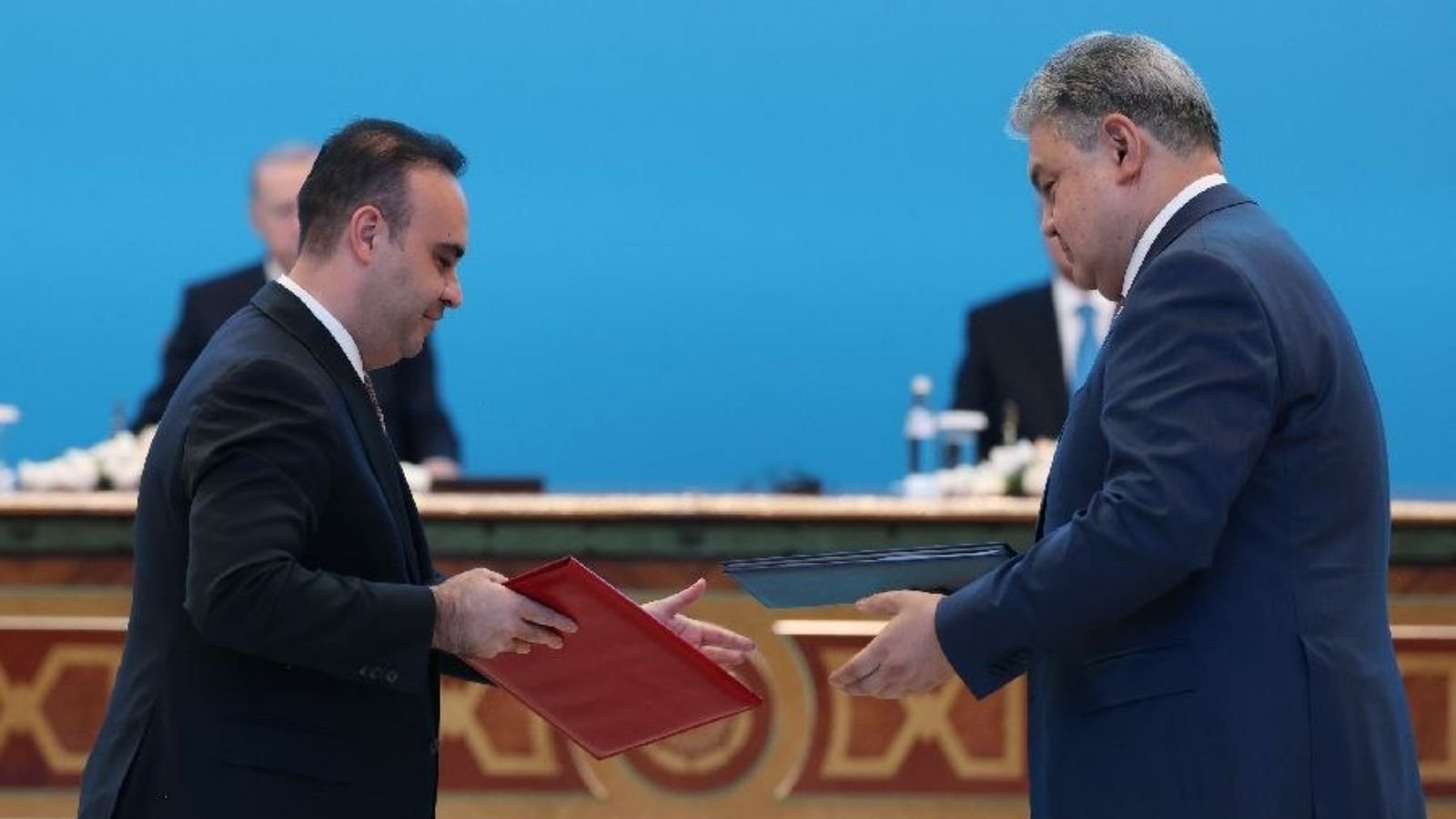 Türkiye ile Kazakistan arasında imzalanan anlaşmalara ilişkin resmî tören görseli