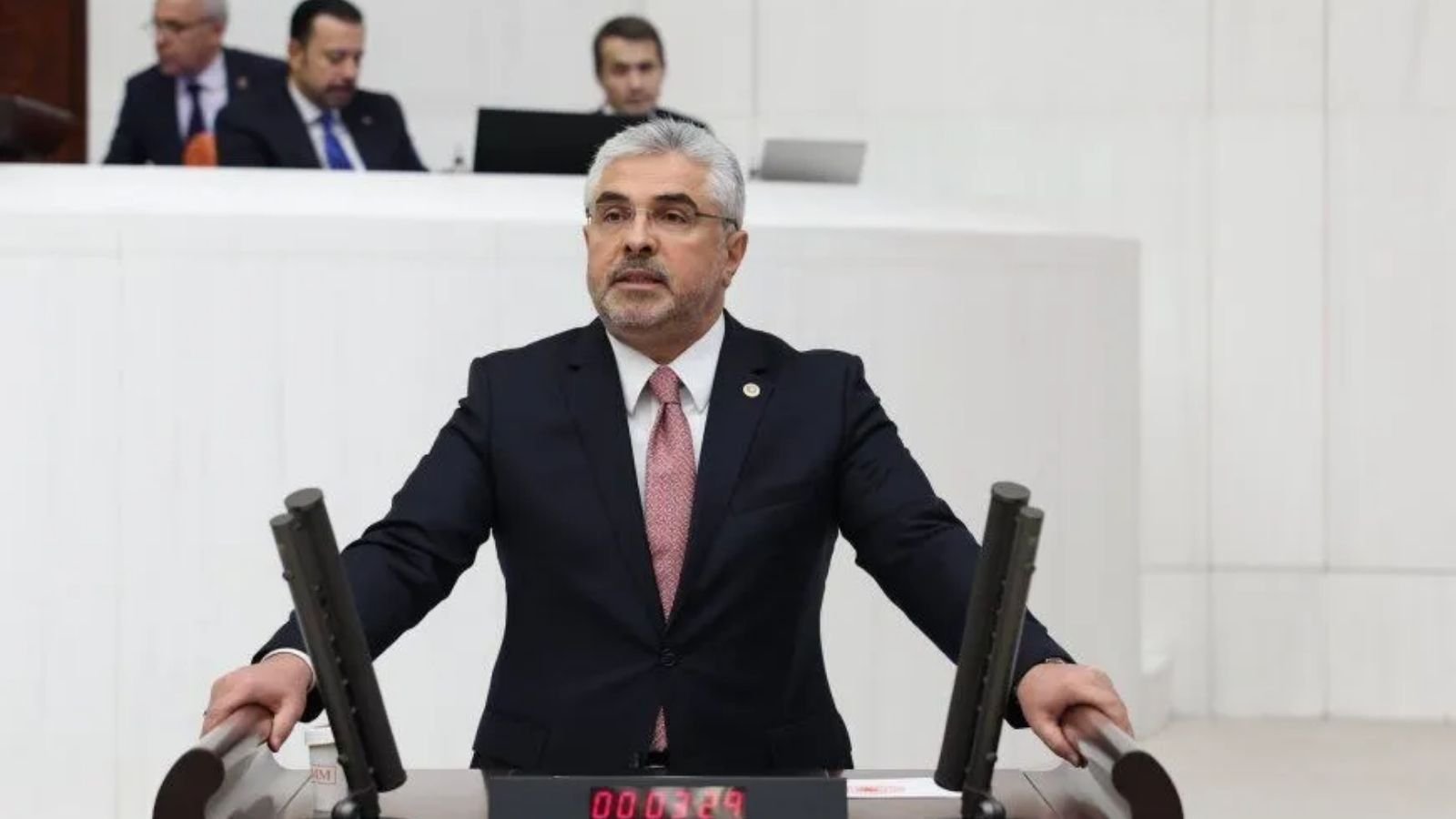 TBMM’de görüşülecek torba kanun teklifi, konaklama tesisleri ve turizm işletmelerine yönelik prim desteğini temsil eden genel haber görseli