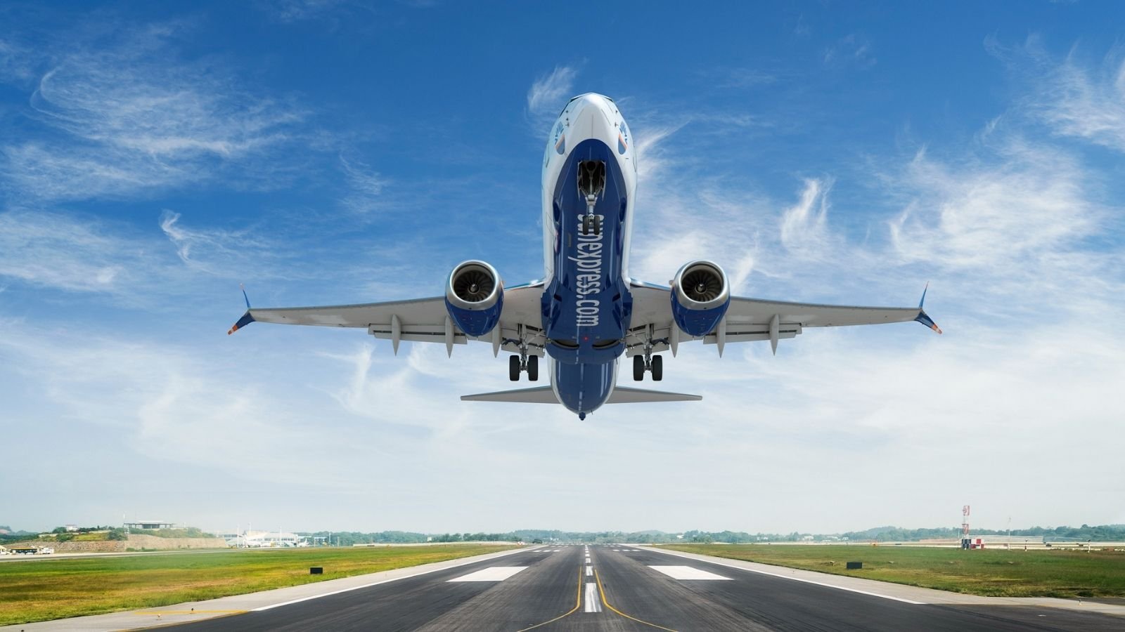 SunExpress uçuşlarında sunulan SunCafé yiyecek ve içecekleri