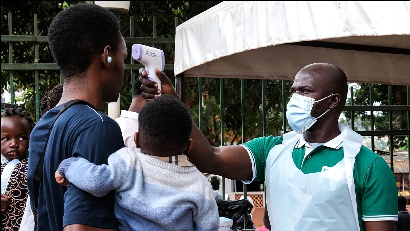 Kongo Demokratik Cumhuriyeti ve Uganda’daki Bundibugyo Ebola salgınının yayılımını gösteren sağlık verileri