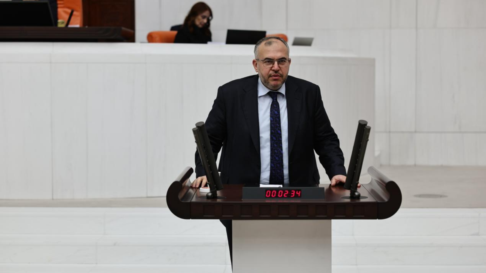 Devlet Tiyatrolarında görev yapan sözleşmeli sanatçıların çalışma koşulları