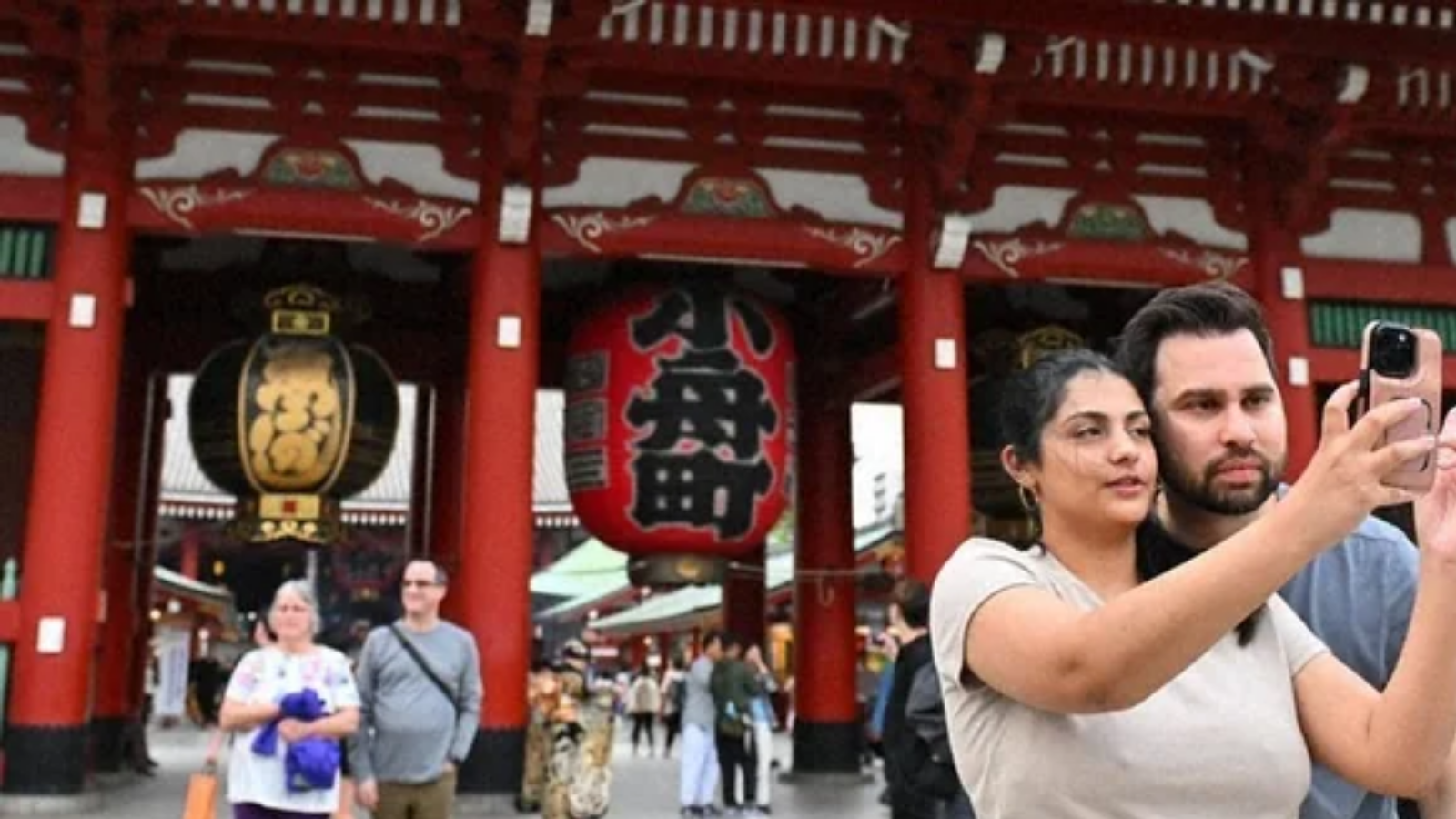 Japonya’ya gelen yabancı ziyaretçiler