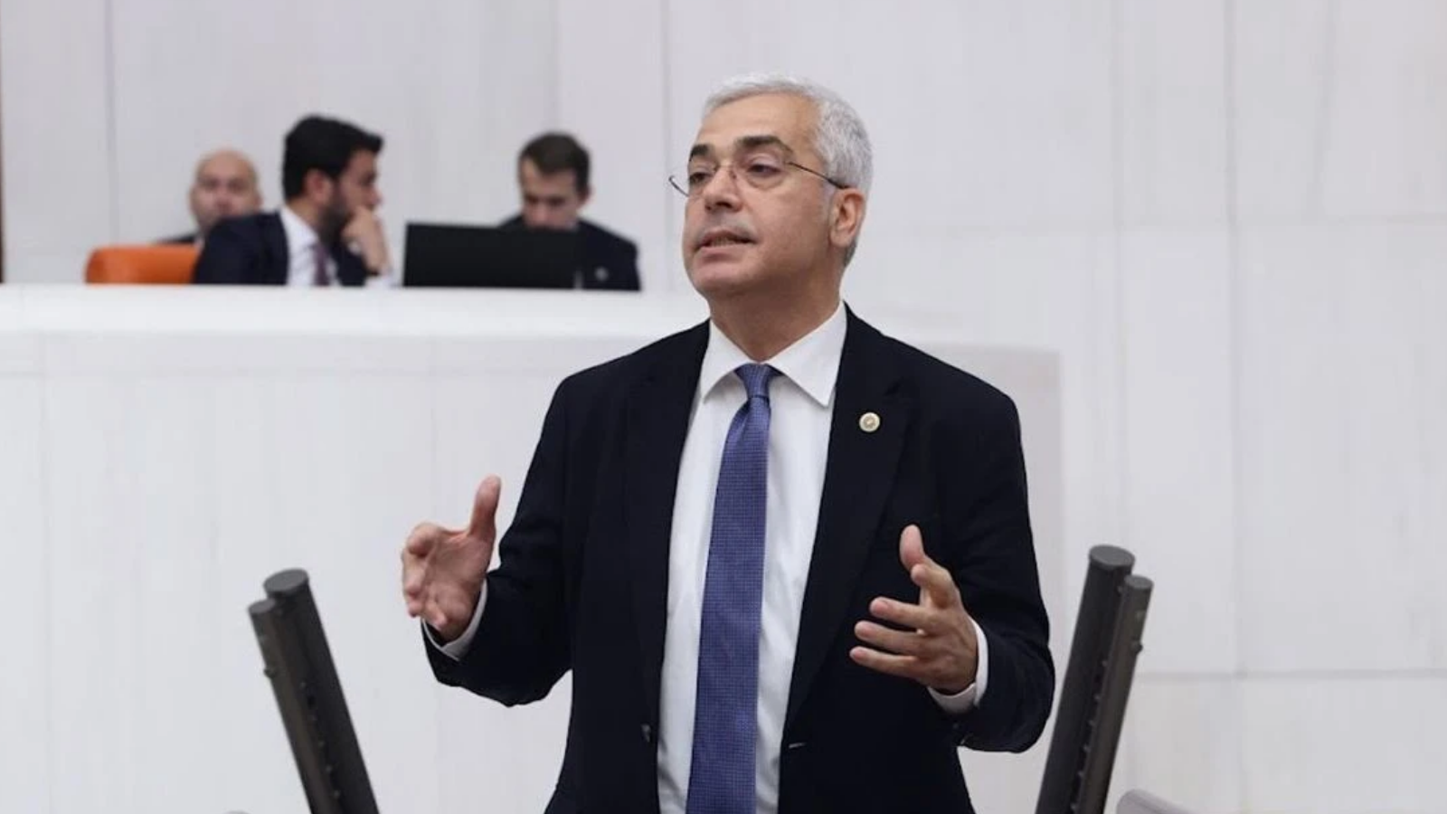 Uzun, İzmir Tarihi Liman Kenti’nin UNESCO adaylığı için takvim istedi
