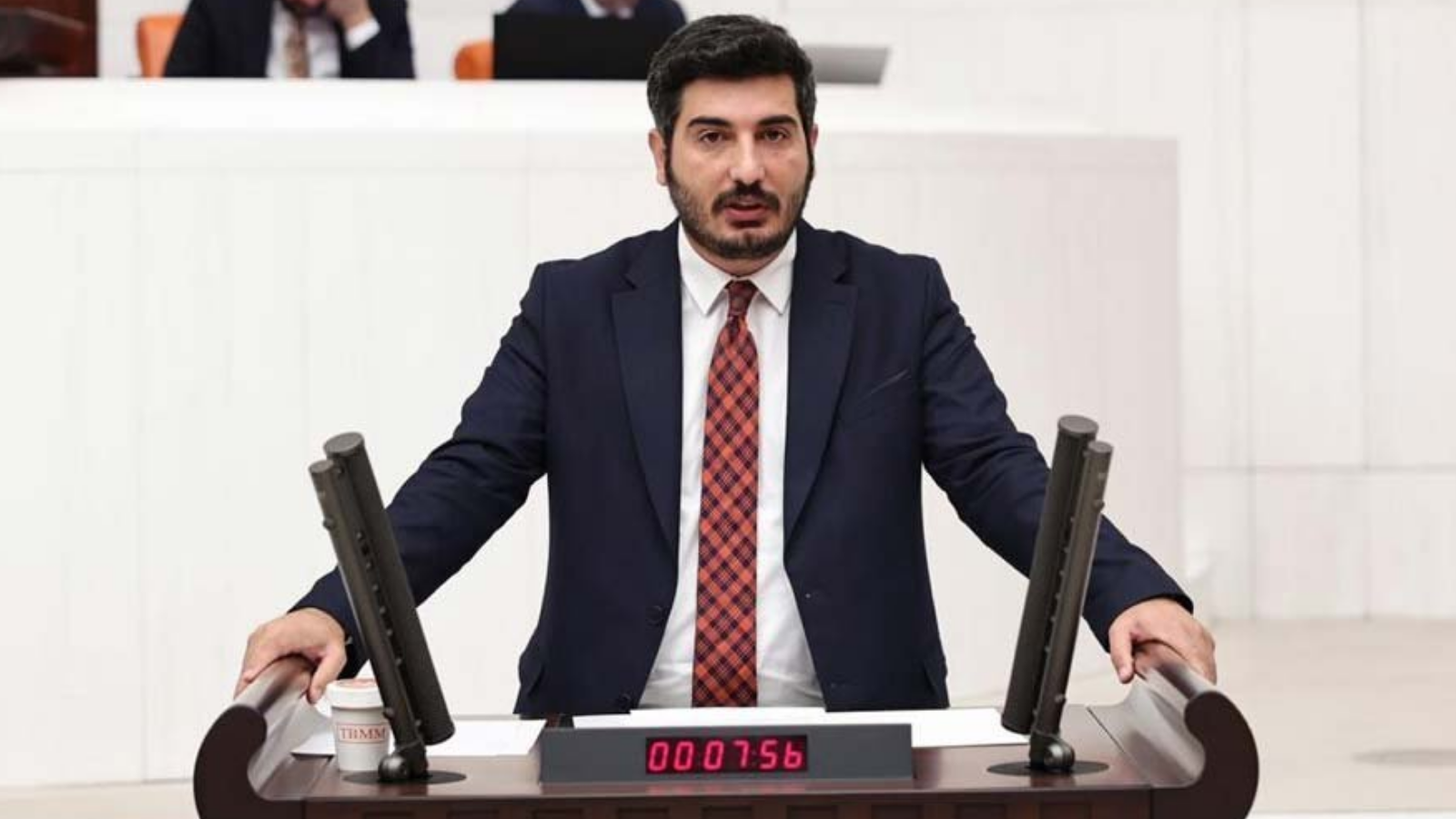 Düşünmez: Hakkâri’de atık tesisi selde yıkıldı, çöpler Zap Suyu’na karıştı