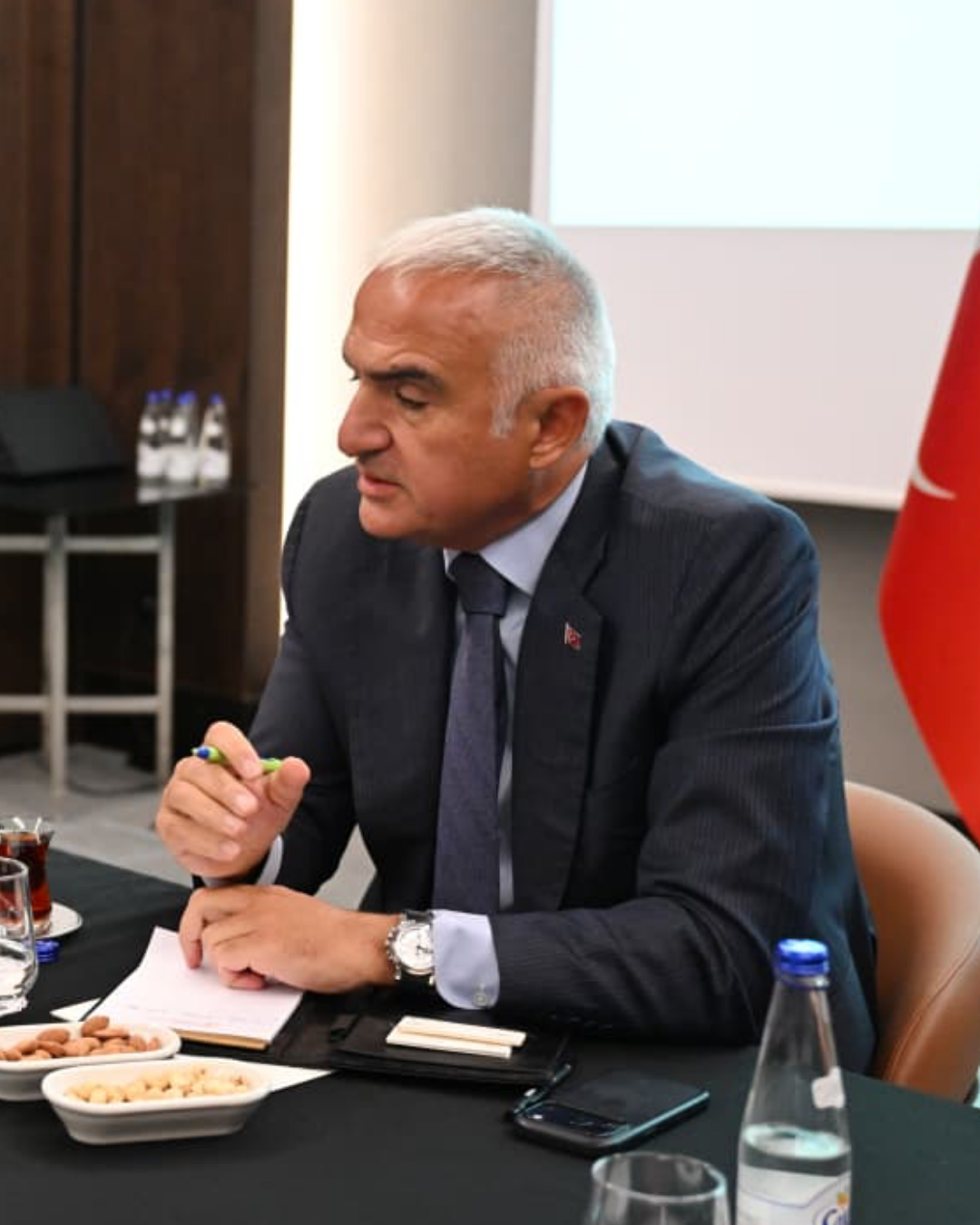 Türkiye-Rusya uçuşlarının artırılması Antalya’da görüşüldü