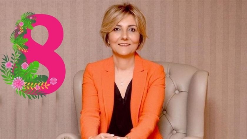 8 Mart