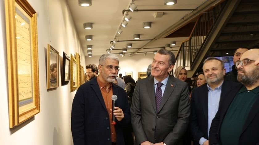 Emanet sergisi Zeytinburnu Kültür Sanat'ta sanatseverlerle buluştu