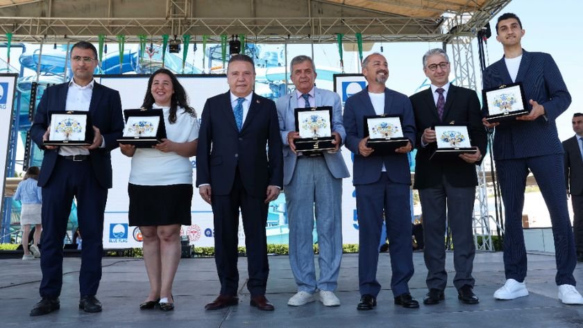 Antalya 6. kez TÜRÇEV çevre ödülünü aldı