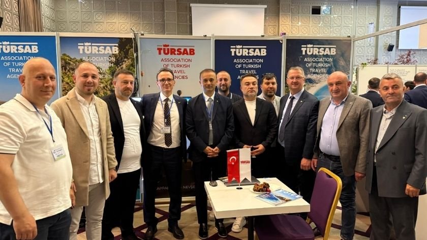 TÜRSAB Batum’daki turizm fuarına katıldı