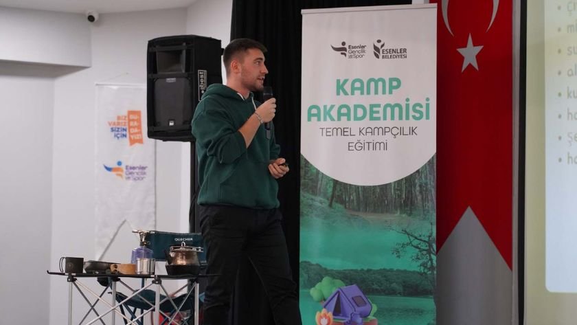 Esenlerli gençler kamp akademisinde buluştu