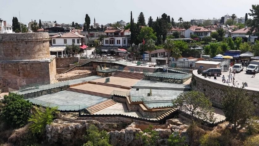 Hıdırlık Kulesi seyir terası tamamlanıyor