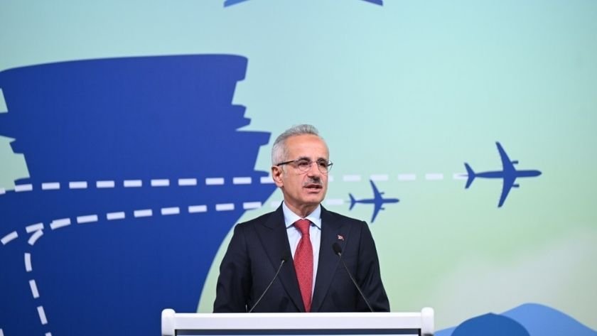 Havalimanları 5 ayda 85 milyon yolcuya ulaştı