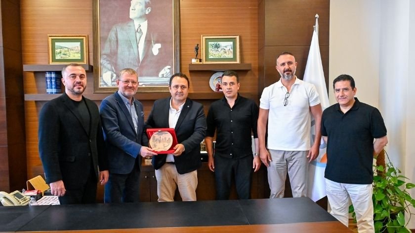 Antalya’da otel ve pansiyon temsilcileri ATSO’da buluştu