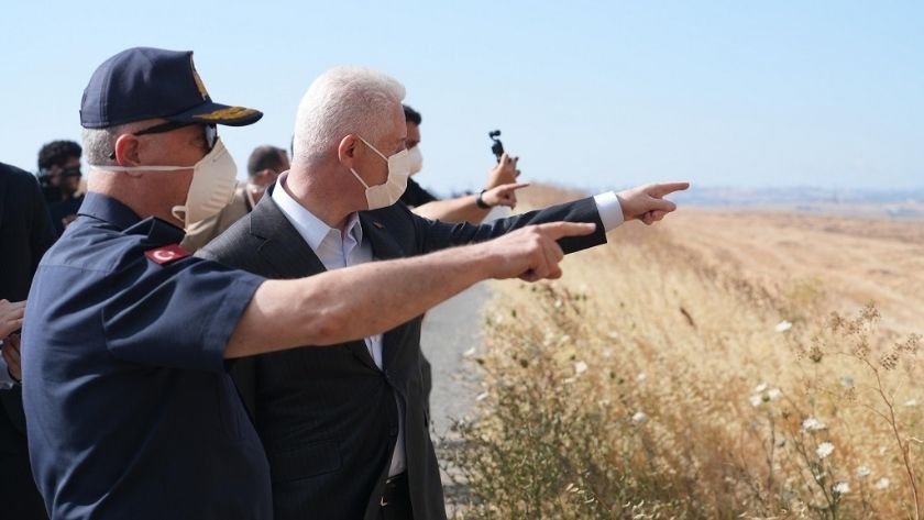 Vali Gül Sultangazi ve Silivri’deki yangın alanlarını inceledi