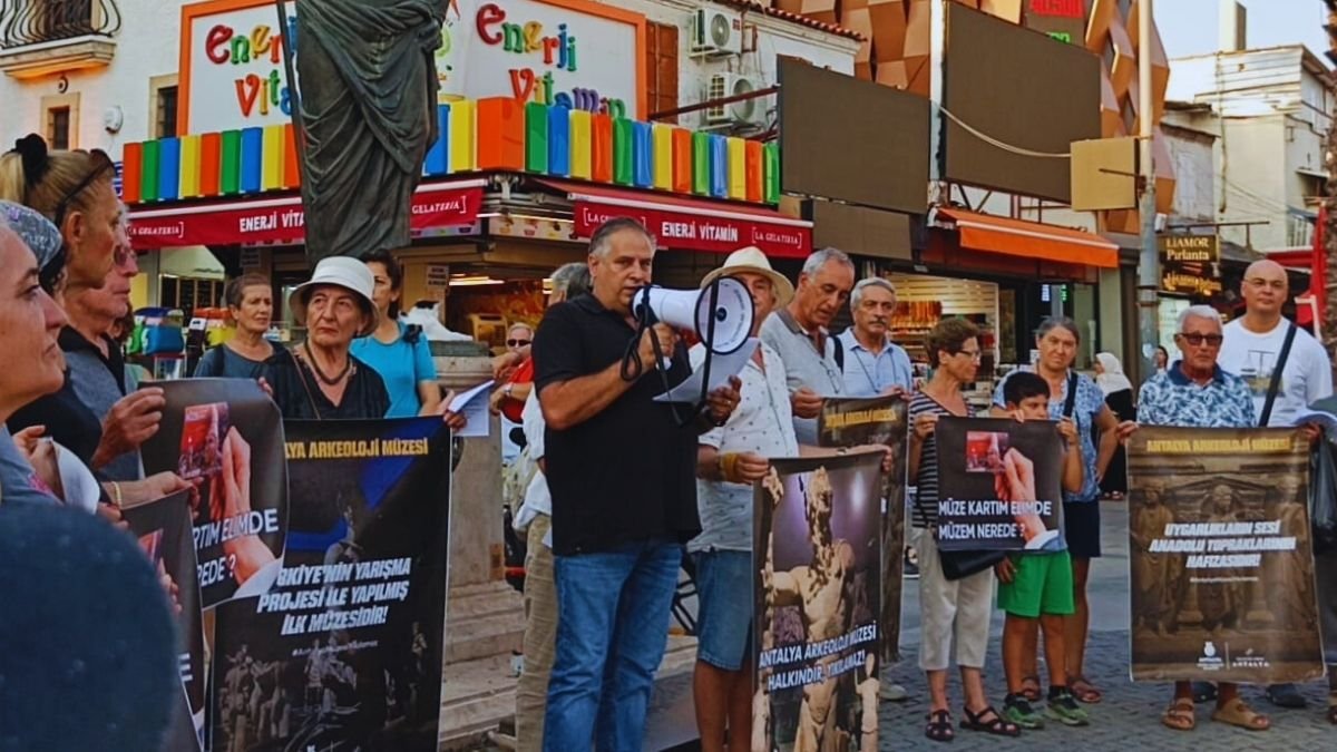 SAYD basın açıklaması: Antalya müzesi kapanmasın