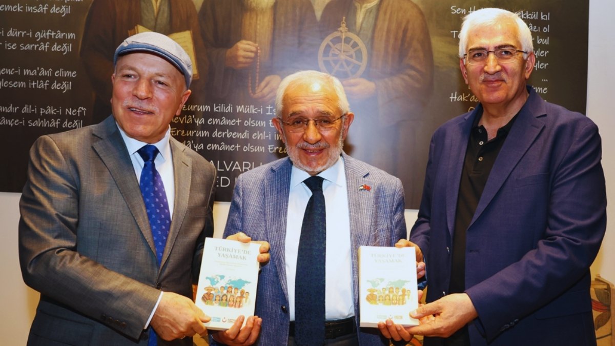 Erzurum’da dil ve edebiyat konağı açıldı