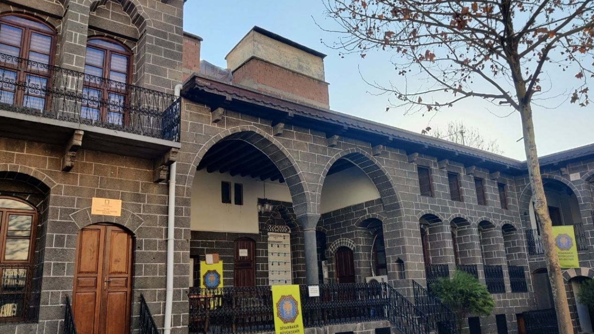 Diyarbakır dengbej evi ile müziğin izinde