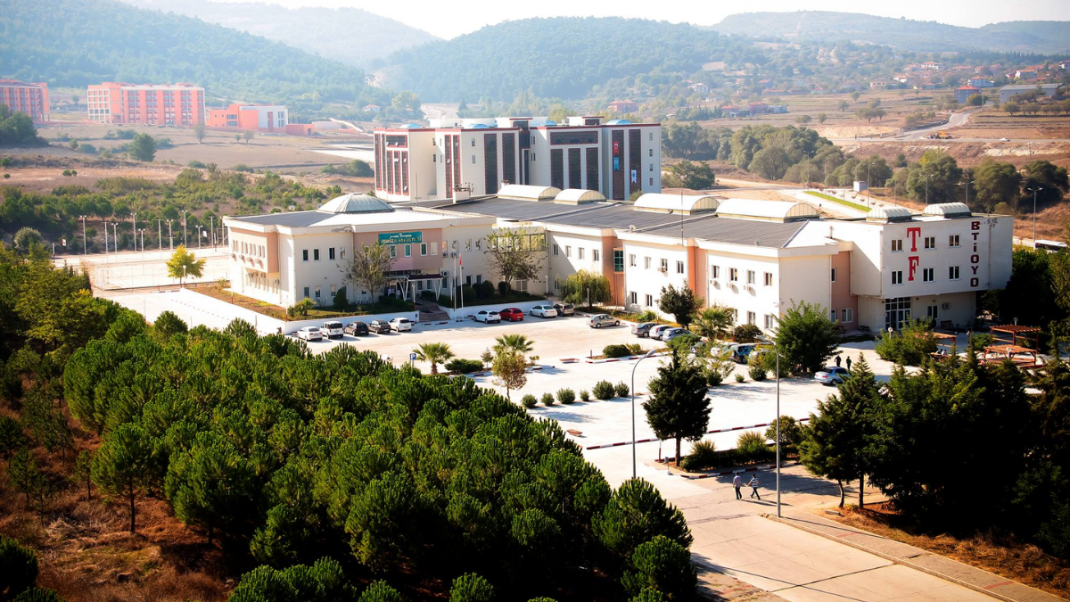 Öz yeterlik turizm öğrencilerinde kariyer stresini azaltıyor