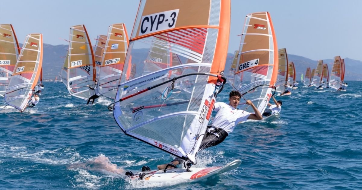 Foça yelkenle dünyaya açılıyor